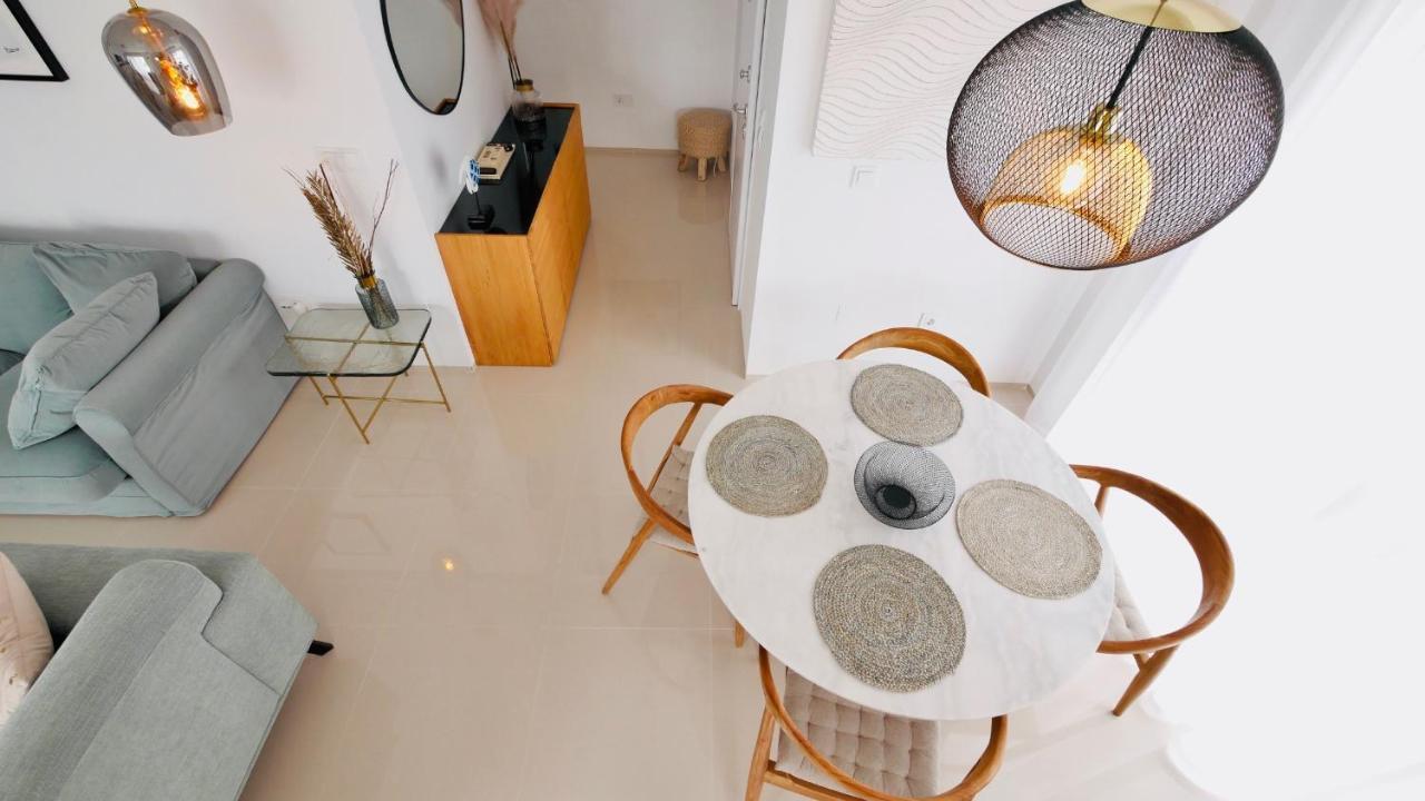 Fortuna Penthouse With Roof Terrace, Ac And Pool โรฮาเลส ภายนอก รูปภาพ