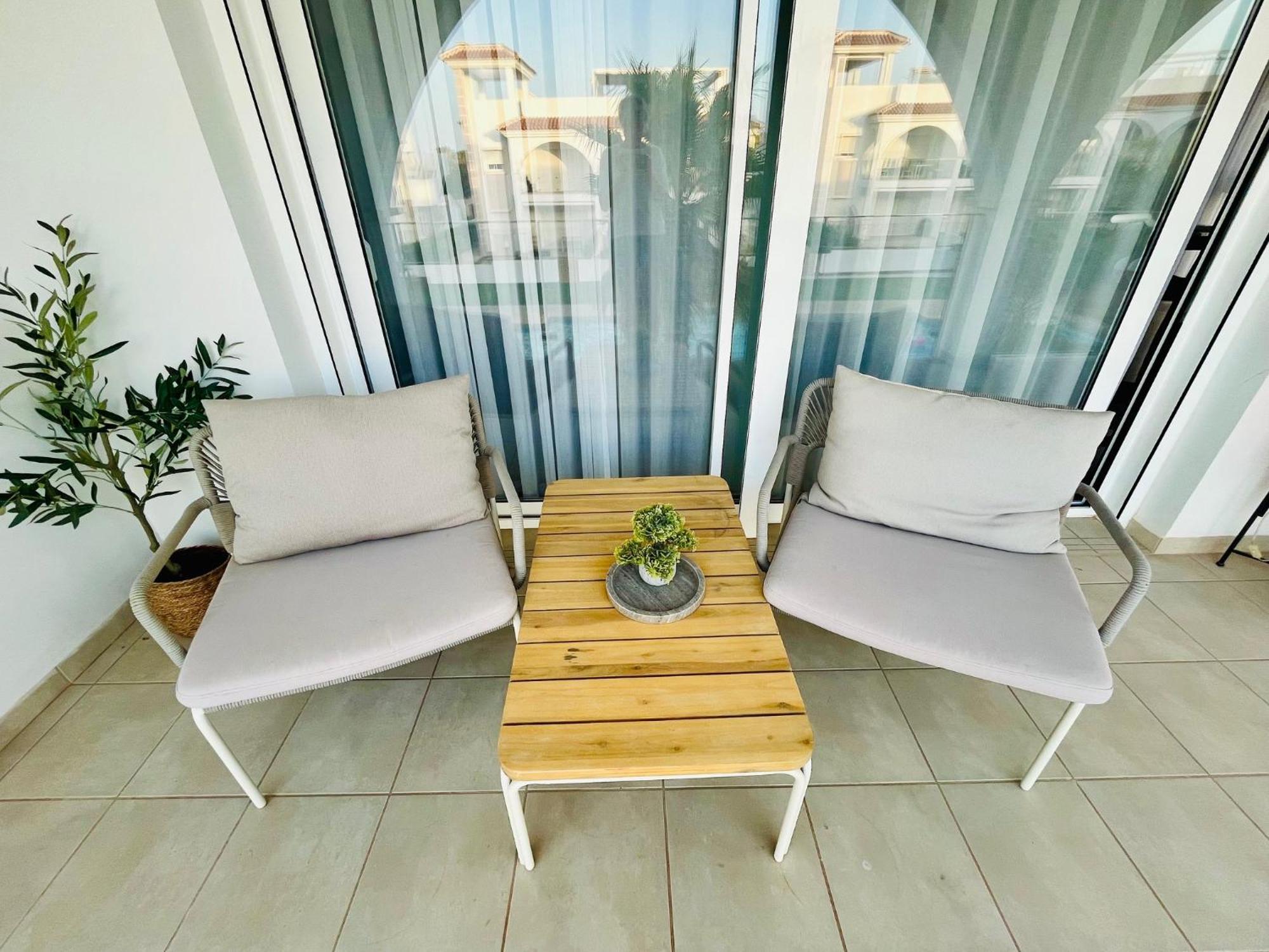 Fortuna Penthouse With Roof Terrace, Ac And Pool โรฮาเลส ภายนอก รูปภาพ